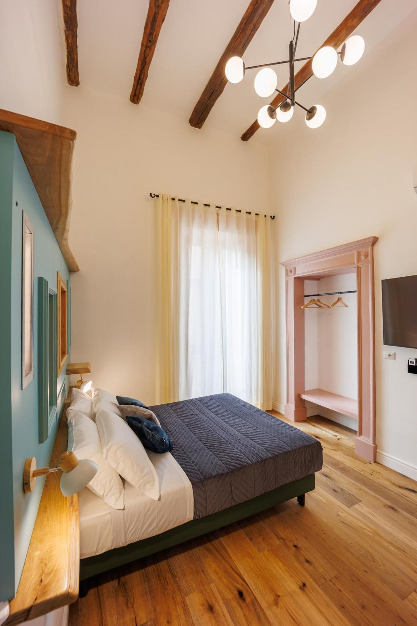 The Other Duomo House By House In Bed & Breakfast